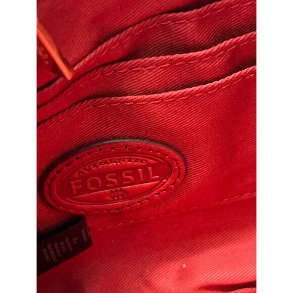 Fossil Red Leather Crossbody Bag With Chain Strap - Picture 5 of 10